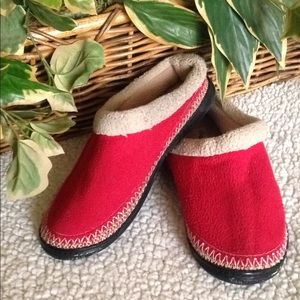 Comfort Ease Shoes Poshmark